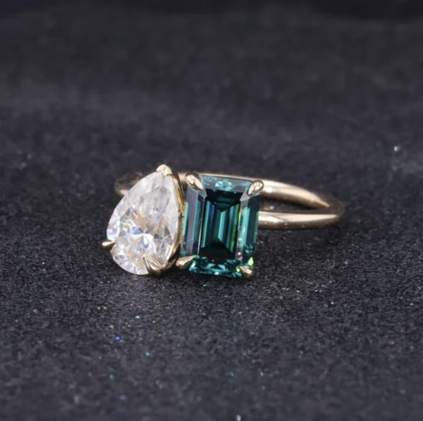 Toi Et Moi 2 Stone Lab Emerald and Moissanite Ring
